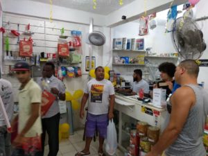 Feirão Gekril movimentou o bairro da Penha em Vitória